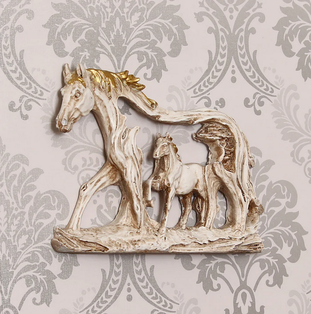 White Polyresin Decorative Walking Horses Wall Hanging Showpiece