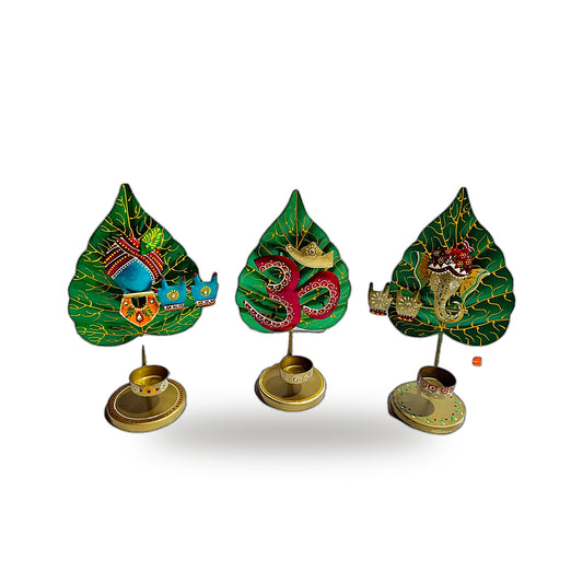 Leaf-Shaped Tea-Light Stand – Set of 3
